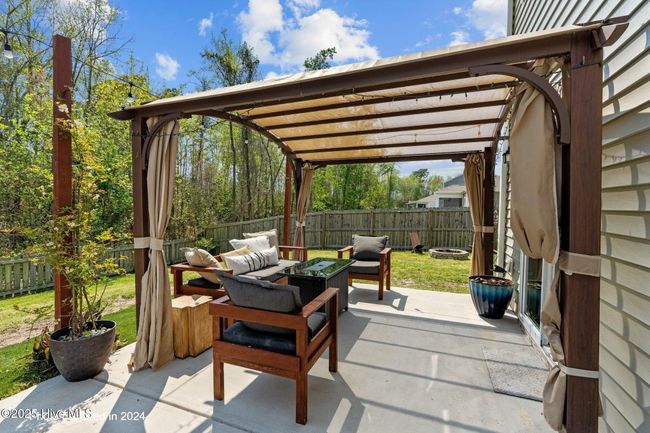 805 Lenox Dr, House other with 4 bedrooms, 3 bathrooms and 2 parking in Holly Ridge NC | Image 5