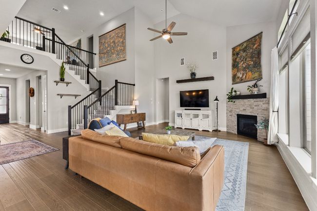 356 Coyote Creek Way, House other with 4 bedrooms, 4 bathrooms and 5 parking in Kyle TX | Image 18