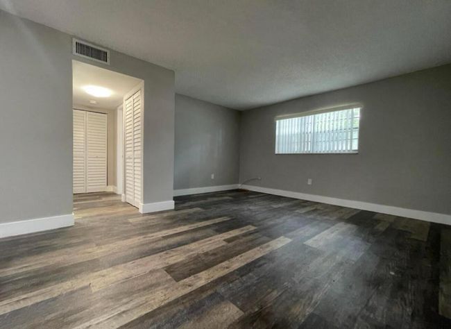APT-154 - 650 Sw 2 Nd Ave, Condo with 2 bedrooms, 2 bathrooms and null parking in Boca Raton FL | Image 9