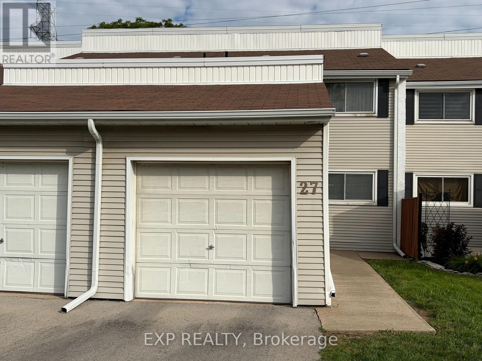Residential Lease in Niagara Falls (Casey)