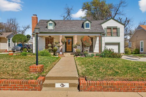 2525 Goldenrod Ave, Fort Worth, TX, 76111-1614 | Card Image