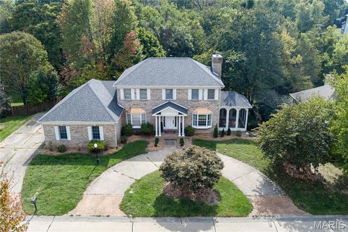 124 Forest Grove Dr, Glen Carbon, IL, 62034-1361 | Card Image