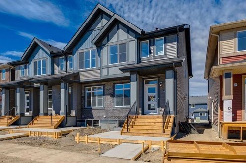235 Sora Blvd Se, Calgary, AB, T3S0L9 | Card Image