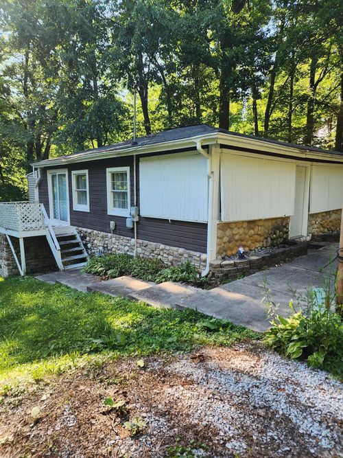 7956 N Elder Ln, New Carlisle, IN, 46552 | Card Image