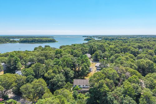 20 Mutiny Way, Mashpee, MA, 02649-3547 | Card Image
