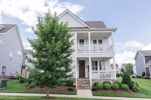 3453 Milford Dr, Thompsons Station, TN, 37179-1523 | Card Image