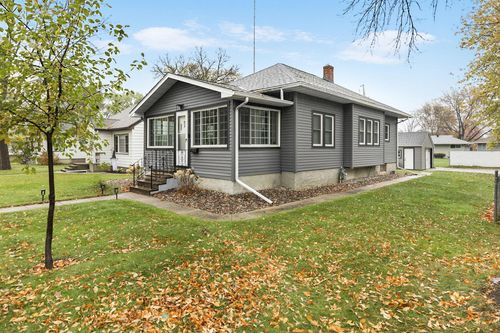 920 32nd Ave N, Saint Cloud, MN, 56303-2228 | Card Image
