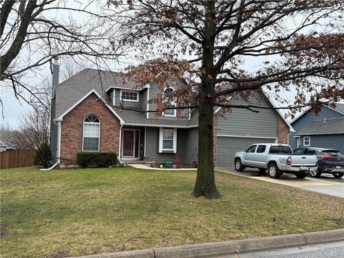 1315 S Redbud St, Ottawa, KS, 66067-2668 | Card Image