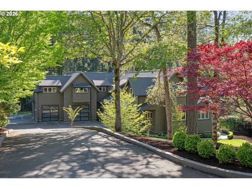 2029 Why Worry Ln, Eugene, OR, 97405 | Card Image