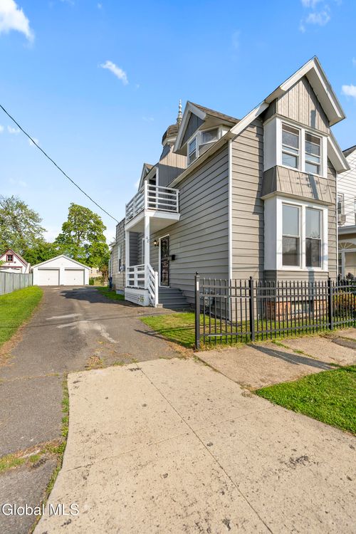 48 Masten Ave, Cohoes, NY, 12047-2322 | Card Image