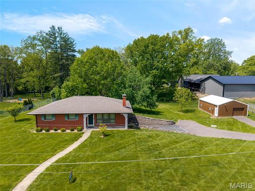 4 N West St, Freeburg, IL, 62243-1010 | Card Image