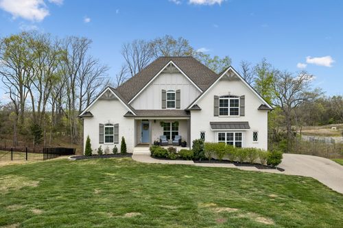 230 Amana Dr, Lebanon, TN, 37087-1434 | Card Image