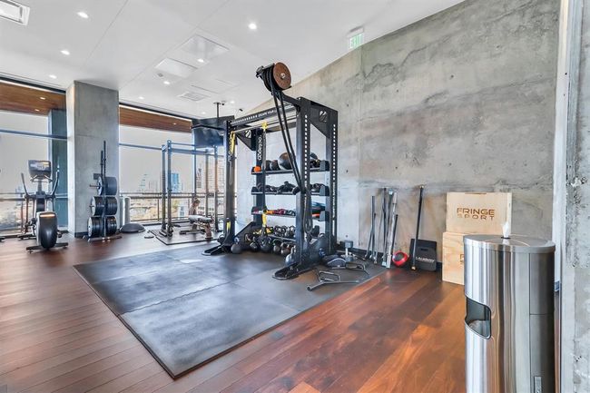 APT-2107 - 70 Rainey St, Condo with 2 bedrooms, 2 bathrooms and 1 parking in Austin TX | Image 31