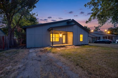 2946 Darby Dr, Dallas, TX, 75227-7203 | Card Image