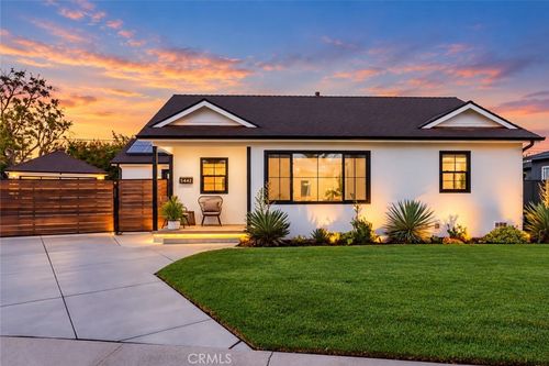 5442 E Walkerton St, Long Beach, CA, 90808-1859 | Card Image