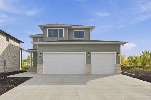 979 61st Ave W, West Fargo, ND, 58078-2969 | Card Image