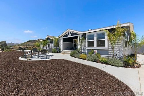 4027 Sumac Smt, Fallbrook, CA, 92028-8734 | Card Image