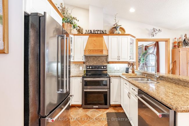 34 Concession Rd 8 E, House other with 5 bedrooms, 3 bathrooms and 15 parking in Tiny ON | Image 8