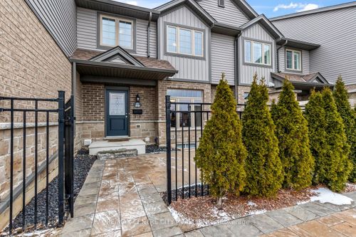 59-3400 Castle Rock Pl, London, ON, N6L0E4 | Card Image