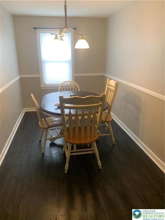 449 E Garrison St, Townhouse with 3 bedrooms, 1 bathrooms and null parking in BETHLEHEM PA | Image 6