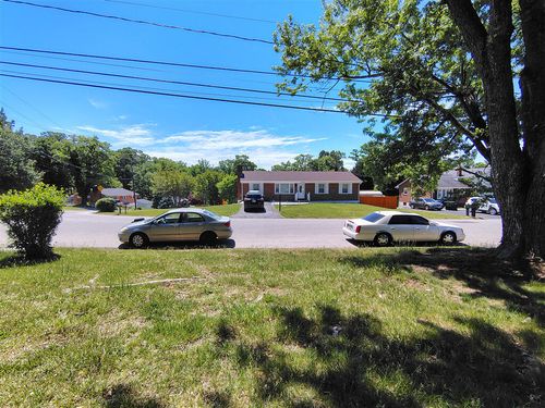5031 Showalter Rd Nw, Roanoke, VA, 24017-2037 | Card Image