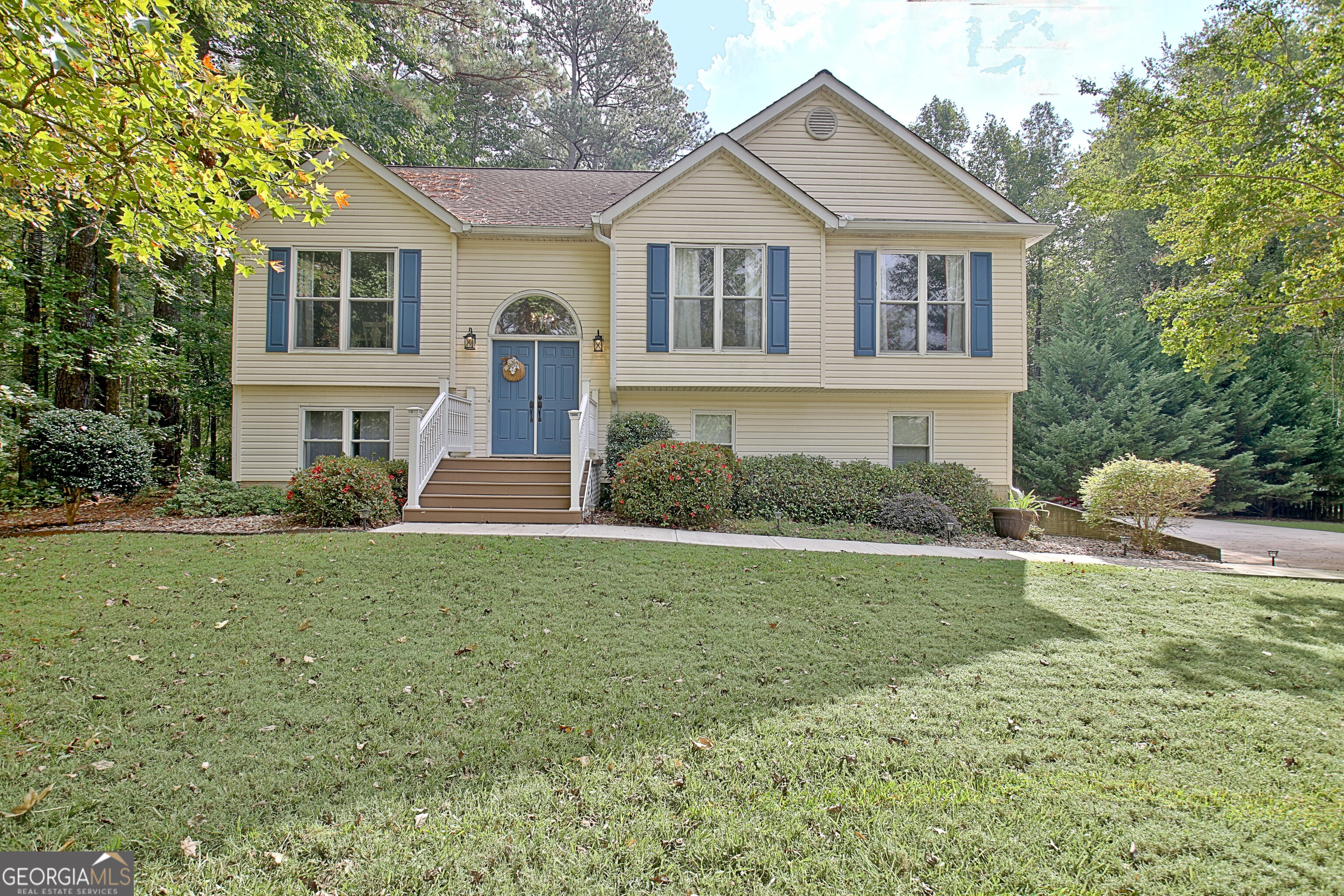 Lora Smith Rd, Newnan, GA 30265