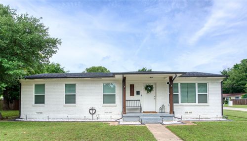 1601 Rindie St, Irving, TX, 75060-5831 | Card Image