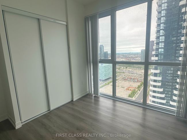 UNIT-4012 - 225 Commerce St, Condo with 2 bedrooms, 1 bathrooms and 1 parking in Vaughan ON | Image 8