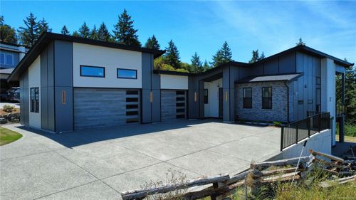 3274 Woodrush Dr, Duncan, BC, V9L0G1 | Card Image