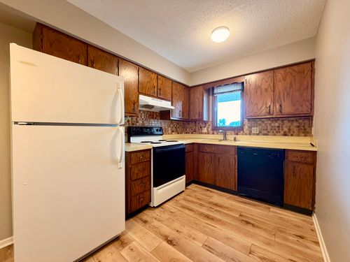 2087 Nw Hickory Ln, Ankeny, IA, 50023-1216 | Card Image