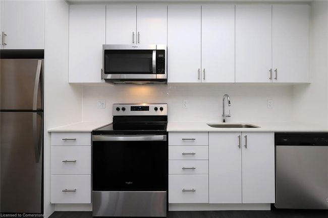 202 - 3200 William Coltson Ave, House attached with 1 bedrooms, 1 bathrooms and 1 parking in Oakville ON | Image 8