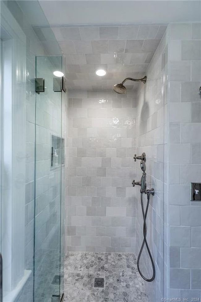 23 Cook St, House other with 3 bedrooms, 3 bathrooms and 2 parking in Washington Depot CT | Image 29