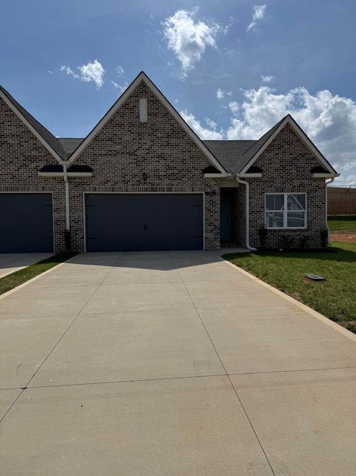 155 River Park Ln, Sweetwater, TN, 37874-2401 | Card Image