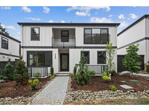 262 G Ave, Lake Oswego, OR, 97034 | Card Image