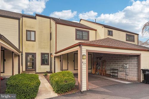 427 Bridge St, COLLEGEVILLE, PA, 19426-3511 | Card Image