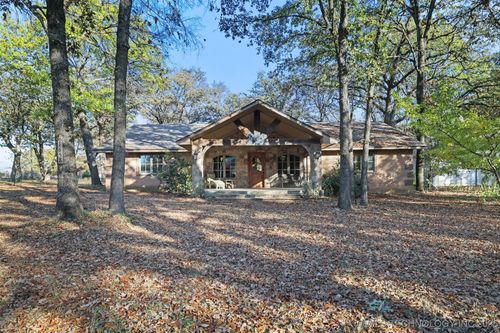 1658 Ann Dr, Kingston, OK, 73439-5302 | Card Image