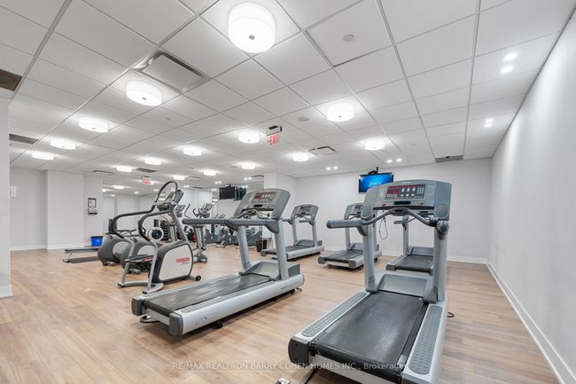 1414 - 70 Roehampton Ave, Condo with 2 bedrooms, 2 bathrooms and 1 parking in Toronto ON | Image 34