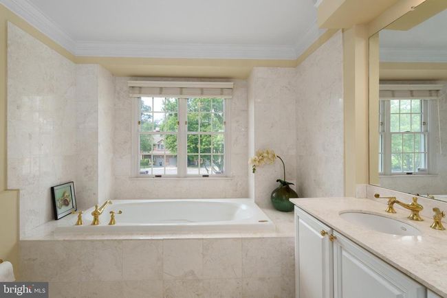 111 Saint Clair Ct, Townhouse with 3 bedrooms, 3 bathrooms and null parking in Princeton NJ | Image 22