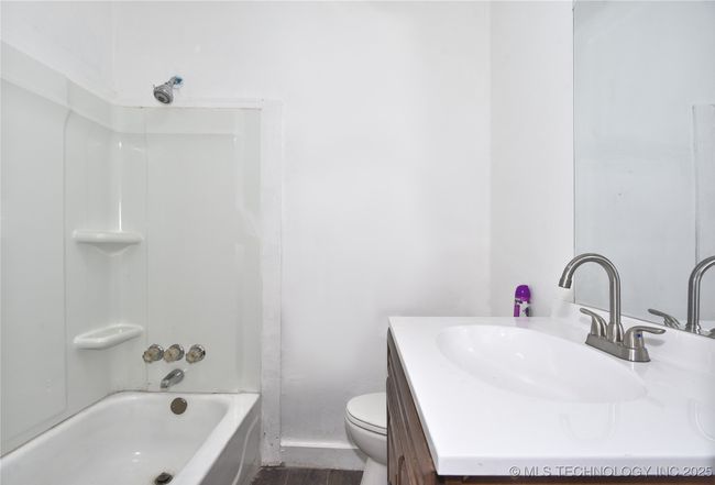 12 E Mill Ave, House other with 2 bedrooms, 2 bathrooms and null parking in Sapulpa OK | Image 11