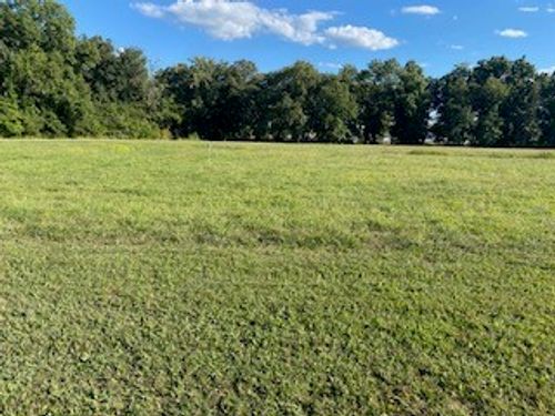 452 Beyers Lake Est, Pana, IL, 62557-9724 | Card Image