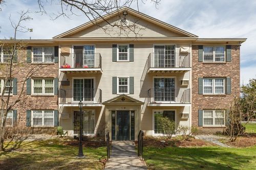 10-3 Autumn Leaf Dr, Nashua, NH, 03060-5549 | Card Image
