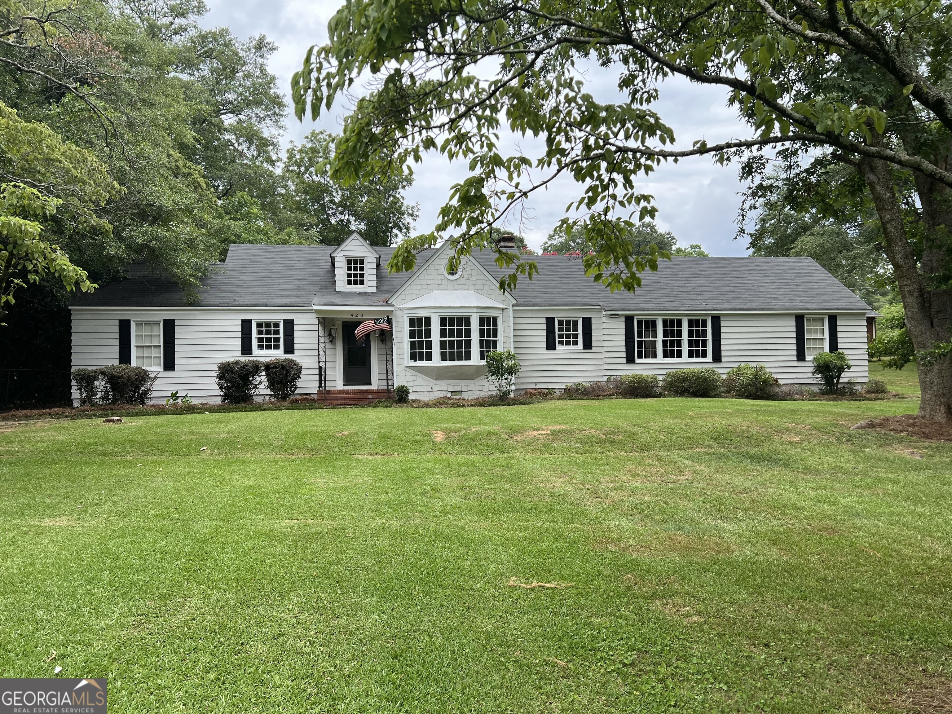 Crescent Rd, Griffin, GA 30224