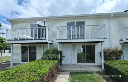 521-521 Meadow Green Ln, Round Lake Beach, IL, 60073-1355 | Card Image