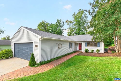1500 Lake Forest Dr, CHARLOTTESVILLE, VA, 22901-9004 | Card Image