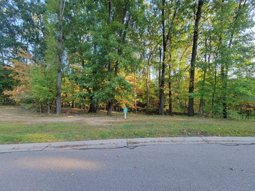 6433 N Shore, Richland, MI, 49083-8719 | Card Image