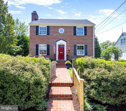 5902 Walton Rd, BETHESDA, MD, 20817-2517 | Card Image