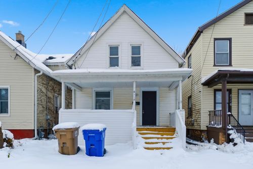 6118 24th Ave, Kenosha, WI, 53143-4308 | Card Image