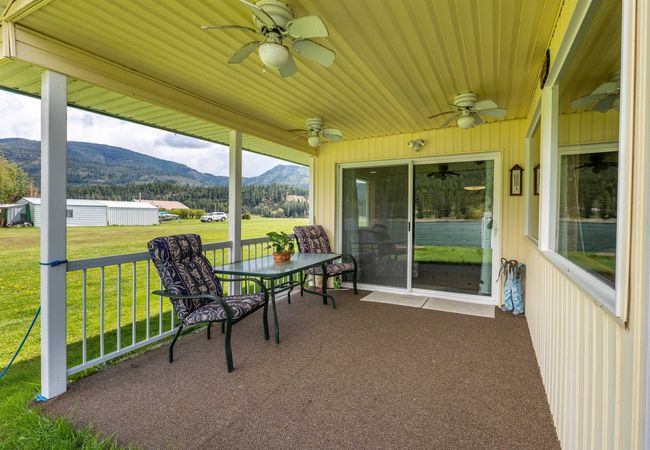 1651 Riverbend Loop Rd, House other with 4 bedrooms, 2 bathrooms and null parking in Cusick WA | Image 7