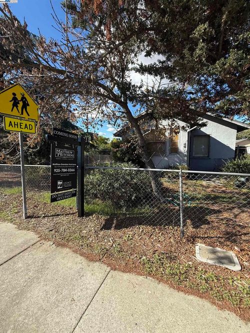 190 Arthur Rd, Martinez, CA, 94553-2206 | Card Image