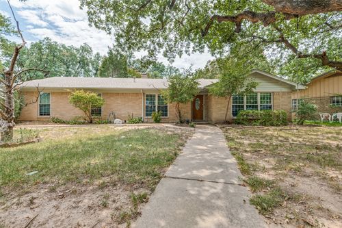 1610 Ridgeview Dr, Arlington, TX, 76012-1942 | Card Image